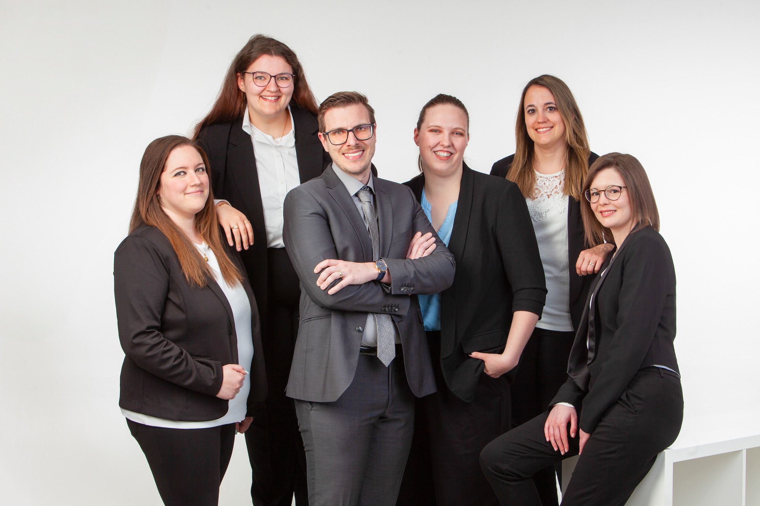 Grußßenbild des Teams von S&F Steuerberatung
